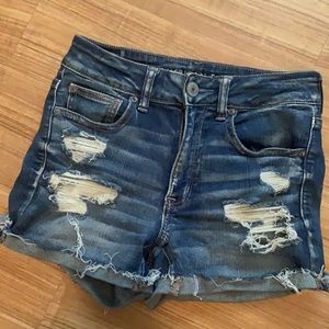 Size six stretch American eagle shorts